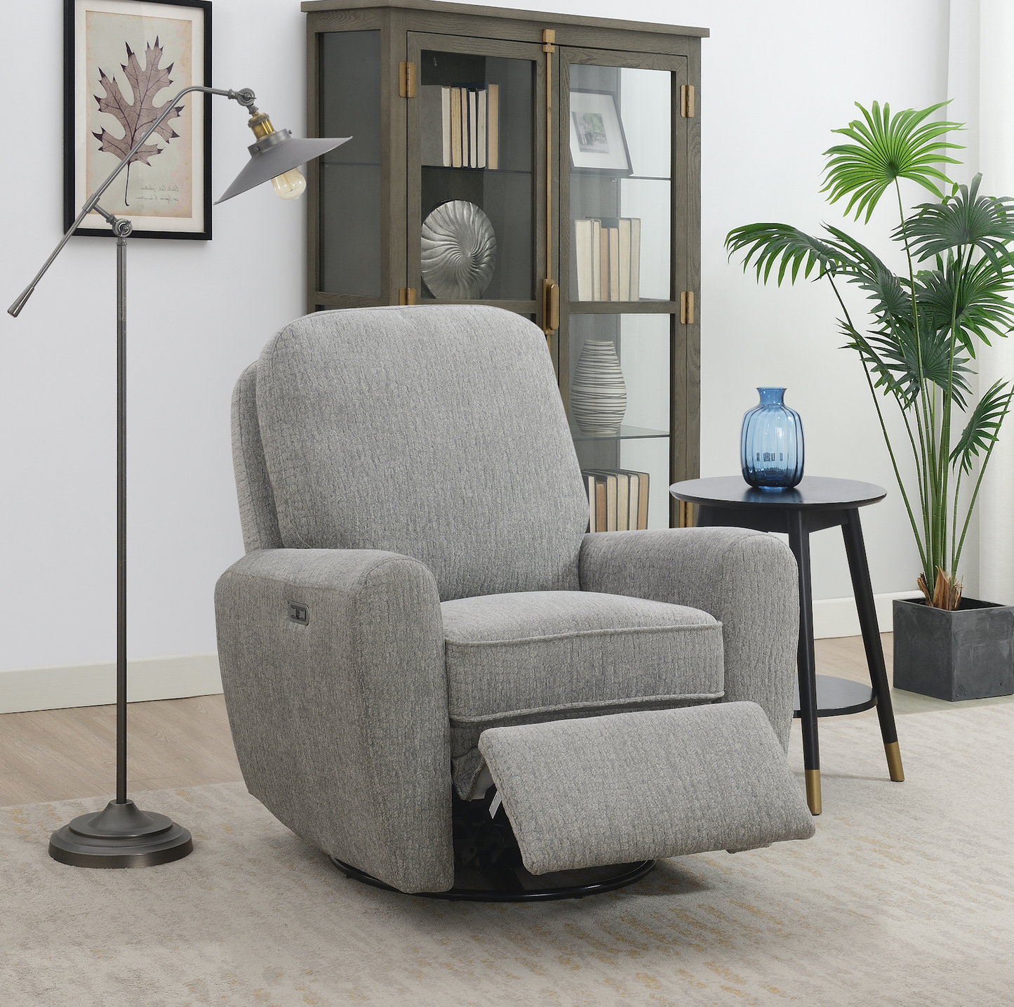 Hanover Swivel Chair
